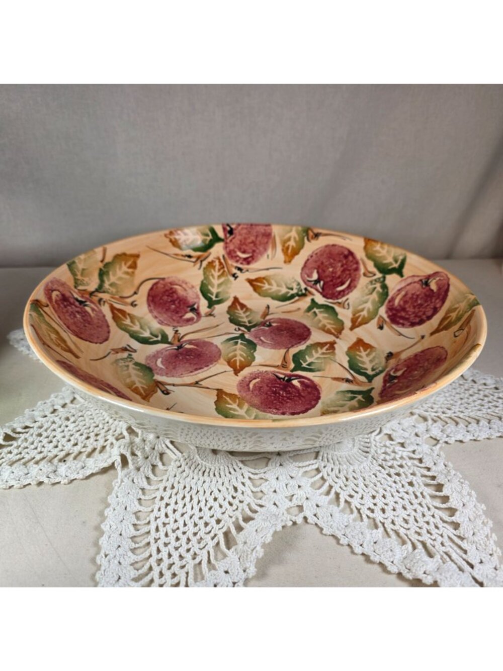 Large Vintage Portugal Ceramic Bowl With Hand-Painted Apples & Leaves - 13" Diam - Picture 4 of 5